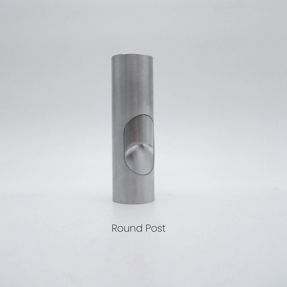 Iris L Round Post.webp